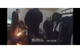 龙山为什么选择专业追讨公司来处理您的债务纠纷？